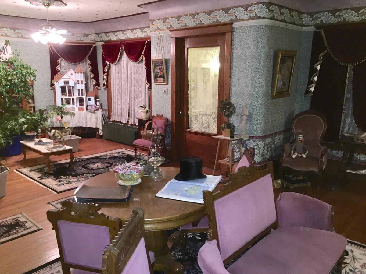 Scarlett House Victorian B & B 斯维尔 外观 照片