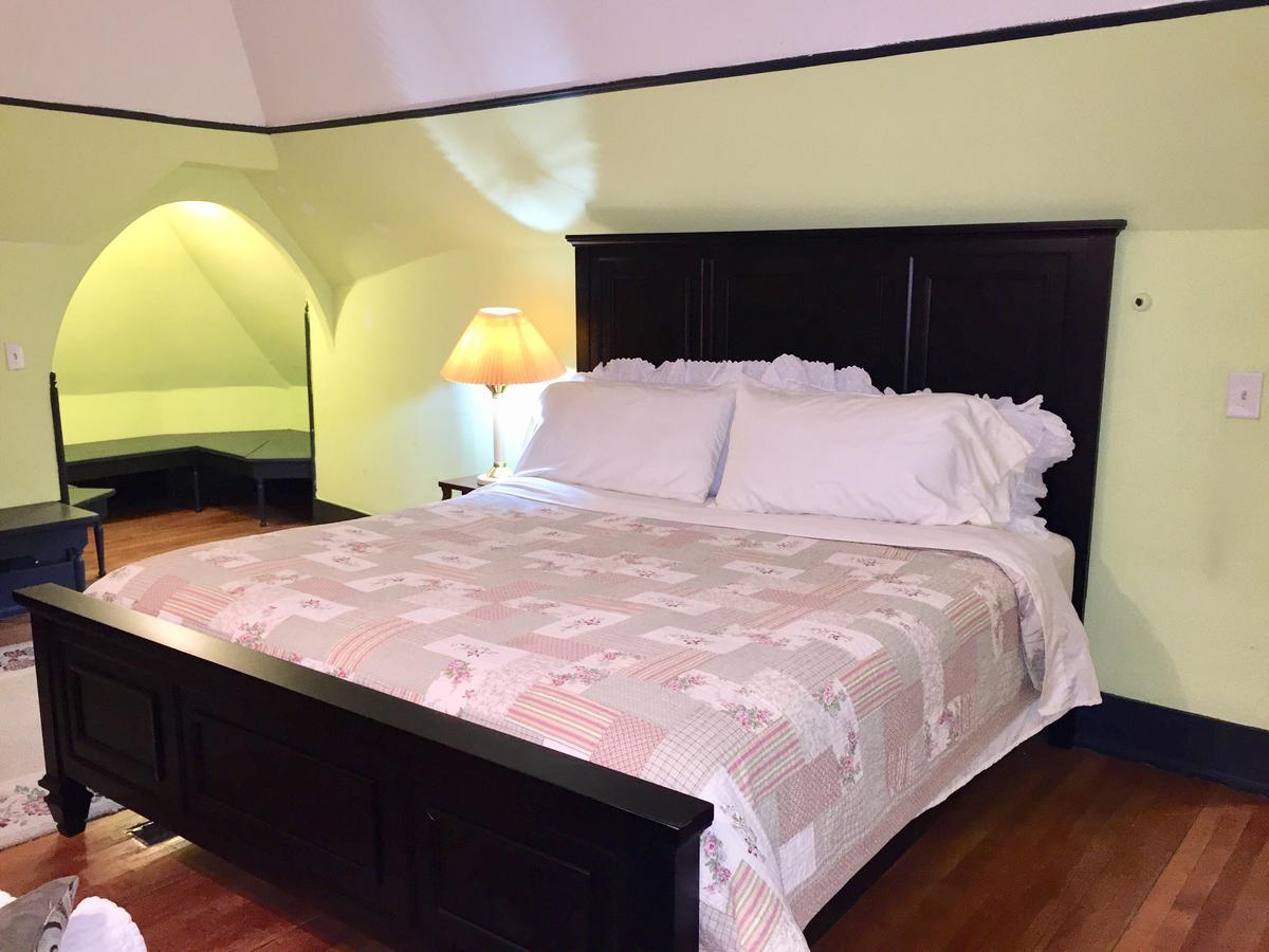 Scarlett House Victorian B & B 斯维尔 外观 照片