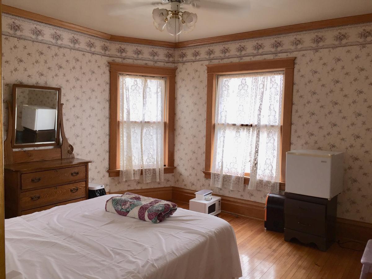 Scarlett House Victorian B & B 斯维尔 外观 照片